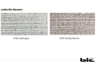 Twee tapijtstalen van collectie Kleuren: 5136 cold grey en 5107 sandy brown, beide met geribbeld weefpatroon.