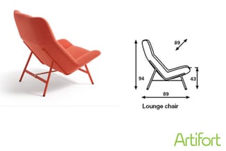 Rode loungestoel Artifort met technische tekening met afmetingen: breedte 89cm, hoogte 94cm, zithoogte 43cm.