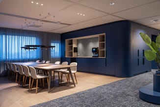 Kantoorinrichting Amersfoort met hoogwaardige kantoormeubelen en een modern, functioneel interieurontwerp.
