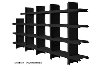 Zwarte houten modulaire kast met open vakken in rasterpatroon, geschikt voor opberging en display.