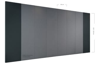 Grijze akoestische scheidingswand met donkere zijpanelen, 210-310 cm hoog, 60 cm breed per paneel, voor kantoorinrichting.