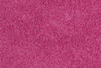 Roze getuft textielmateriaal met fijne ribbeltextuur, mogelijk van een stofmonsterwaal of materiaalstaal.