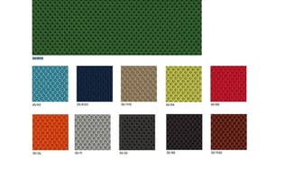 Kleurstalen van stofmaterialen in verschillende kleuren en nummers, waaronder groen, blauw, donkerblauw, beige, geel, rood, o