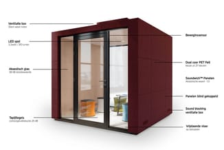 Rode akoestische belcel met glazen deur, zwart frame, PET voering, LED-verlichting, ventilatiebox en bewegingsensor.