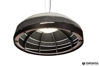 Ronde hanglamp met grijze en donkerbruine stoffen bekleding, witte binnendetails en geïntegreerde LED-verlichting.