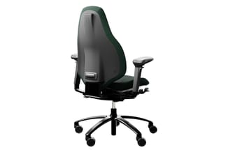 Ergonomische bureaustoel met groen-grijze bekleding, verstelbare armleuningen en zwart kruisvoet met wieltjes, tegen witte ac