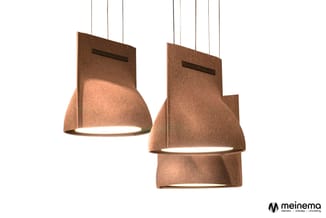 Drie hangende bruine akoestische pendels met ronde lichtopening, minimalistisch design tegen witte achtergrond.