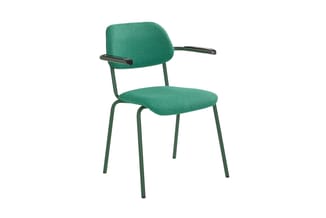 Groene kantoorstoel met armleuningen, gestoffeerde zitting en rugleuning, metalen frame.