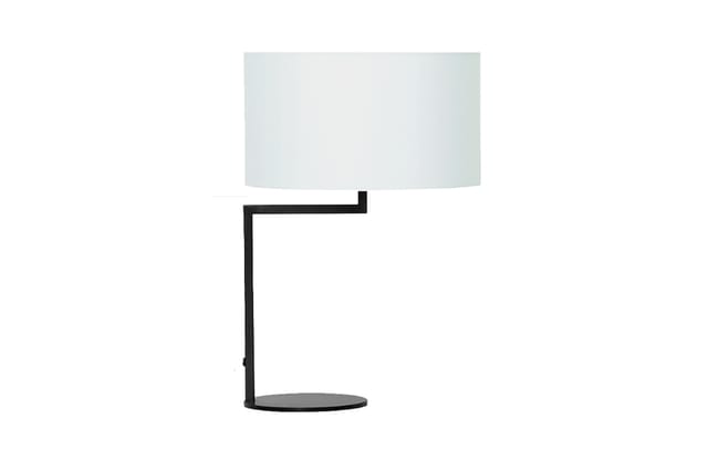 Moderne tafellamp met zwart metalen voet en L-vormige arm, witte cilindervormige kap.