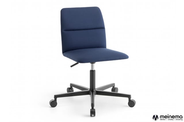 Donkerblauwe bureaustoel op wielen met zwart metalen vijfpotige onderstel, ergonomische rugleuning en gasveer hoogteverstelli