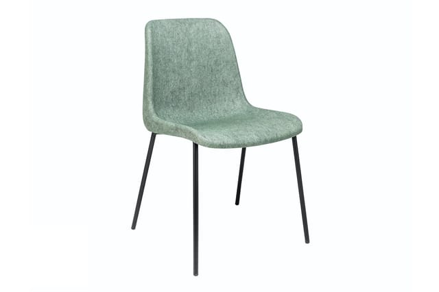 Groene gestoffeerde stoel met zwart metalen poten, modern design, aanzicht vanaf voorkant.