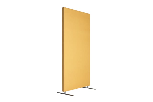 Geel akoestisch scherm rechthoekig formaat met zwart metalen voetframe, staand vrijgesteld tegen witte achtergrond.