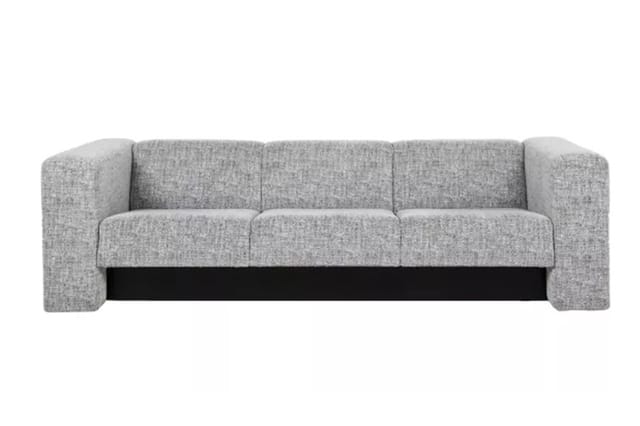 Grijze loungebank met geweven bekleding, ronde zijarmleuningen en minimalistisch design, frontale weergave.