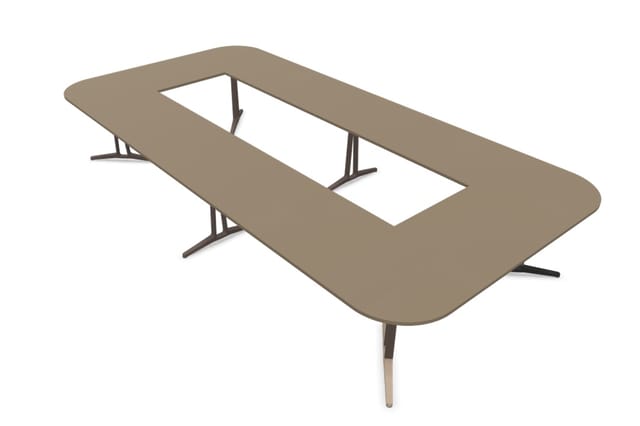 Vergadertafel met grijsbeige blad, afgeronde hoeken en rechthoekige opening in het midden, op donkerbruine metalen onderstel.
