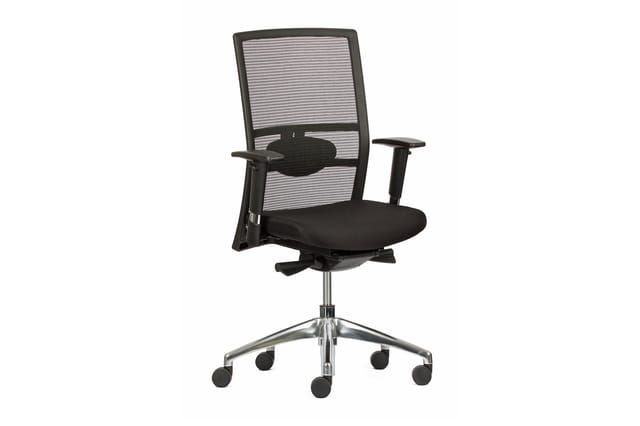 Ergonomische bureaustoel met grijze mesh-rugleuning, zwart zitgedeelte, verstelbare armleuningen en aluminium onderstel op wi